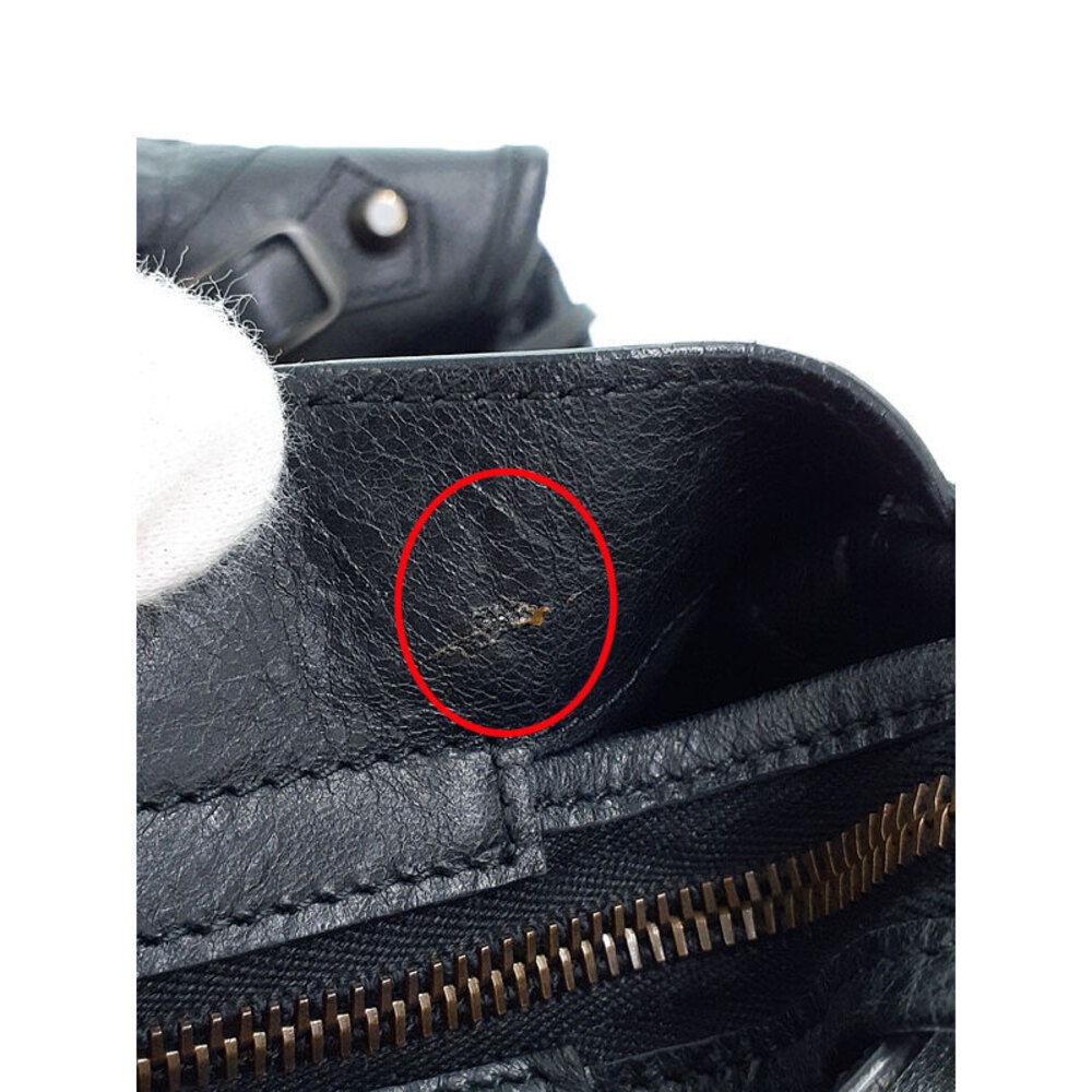 Balenciaga City The Leather Shoulder Bag - Picture 4 of 9